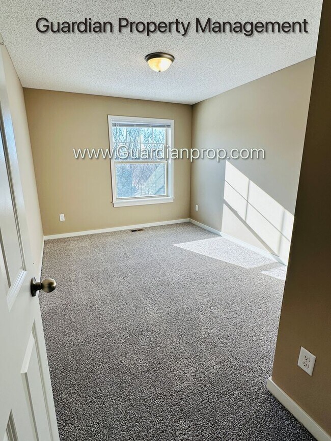 Building Photo - 9909 Vera Cruz Ln