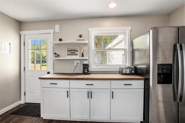 Building Photo - 811 Palmer Dr