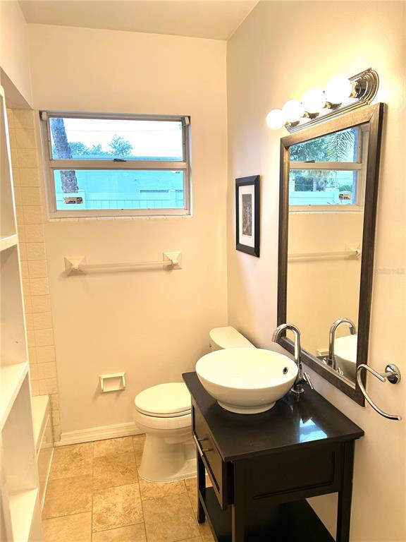 Building Photo - 3014 W Mason St