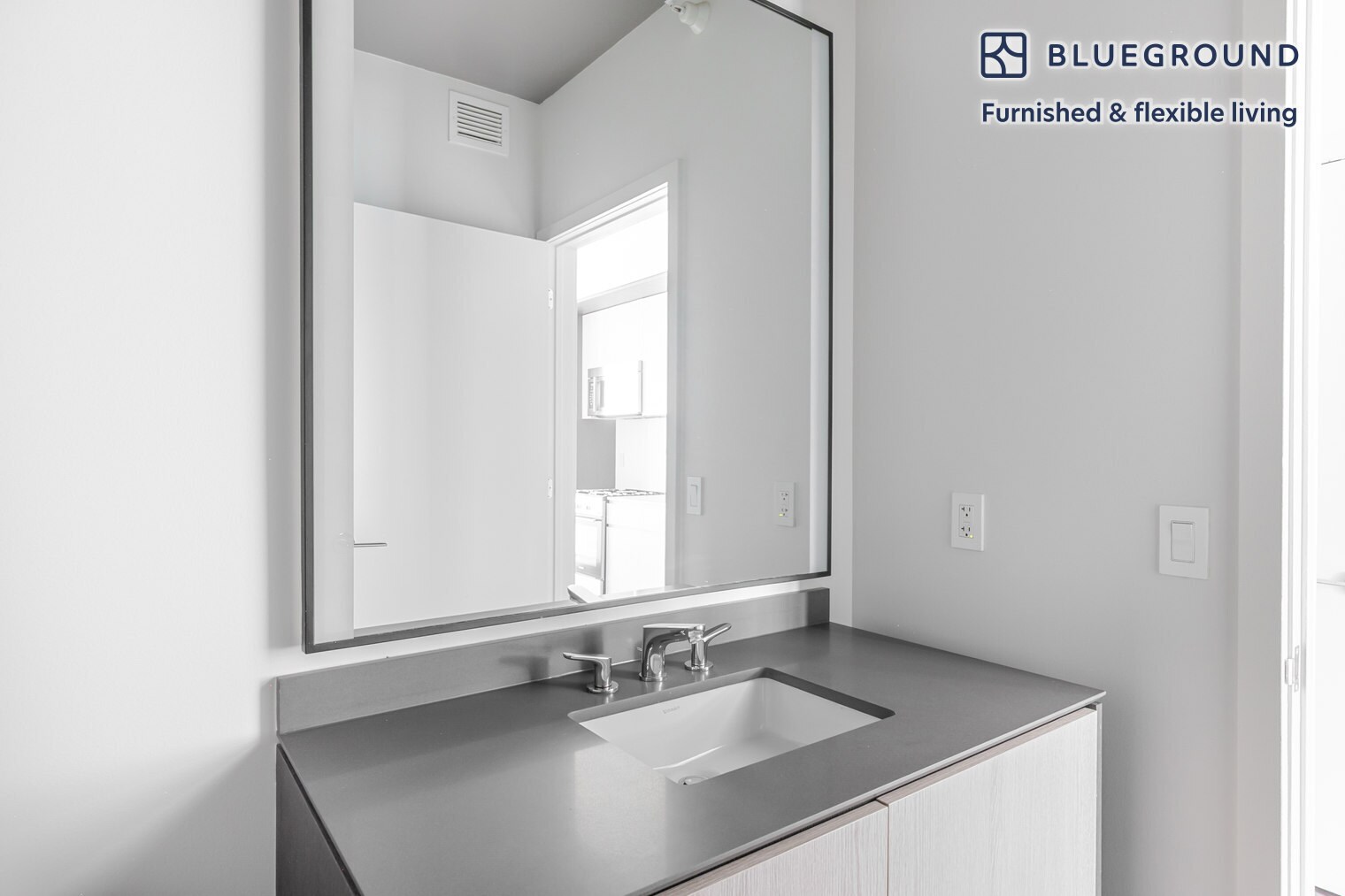 Building Photo - 1210 S Indiana Ave