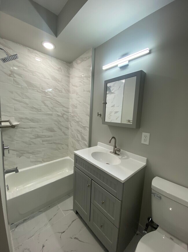 Building Photo - 1934 S Norwood St