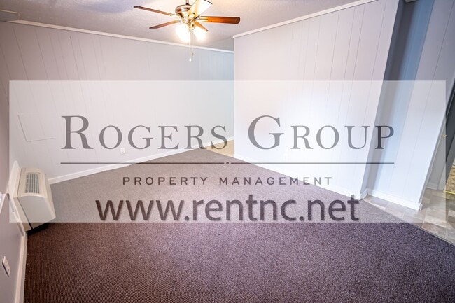 Primary Photo - #103*** - 811-813 Hughes St Duplex