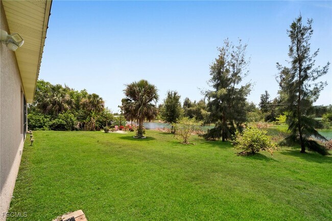 Building Photo - 3326 SW 8th St