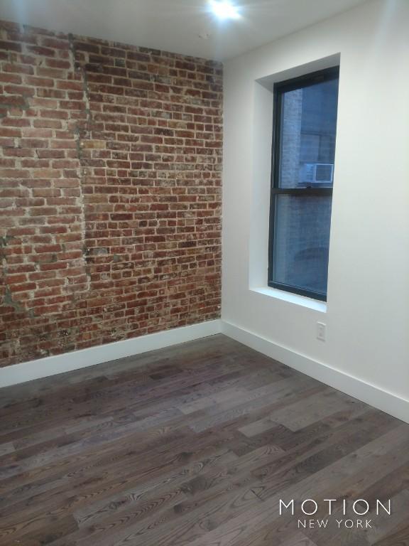 Building Photo - 4 bedroom in NEW YORK NY 10027