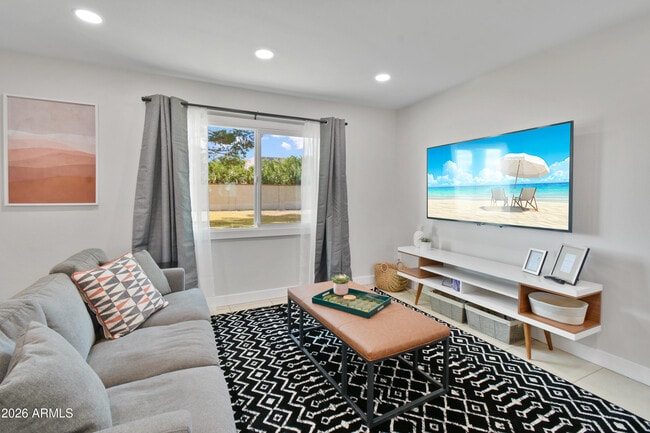 Building Photo - 5909 N 81st St