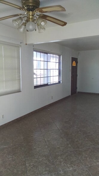 Building Photo - 1716 Sunrise Rd