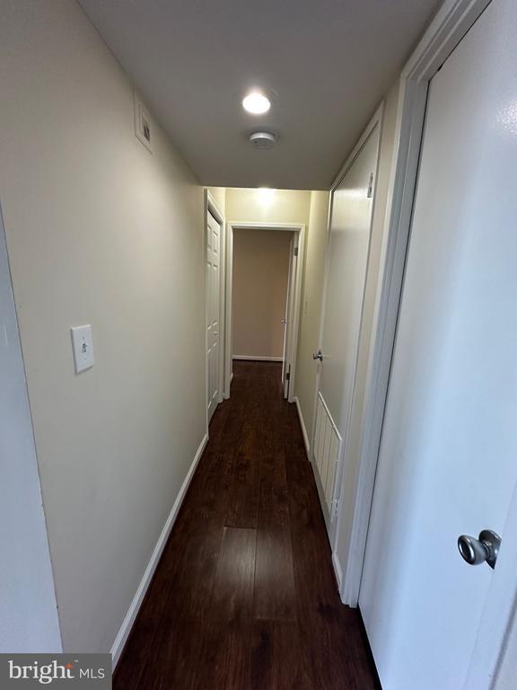 Building Photo - 5903 Mt Eagle Dr