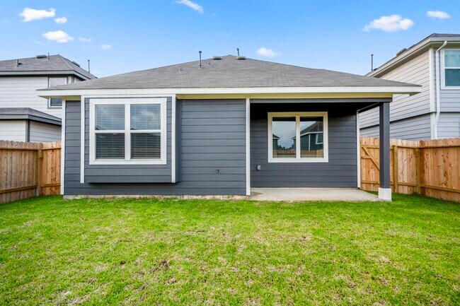 Building Photo - 2421 Shellcracker Dr