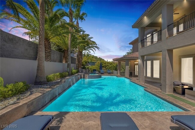 Primary Photo - 1545 Villa Rica Dr