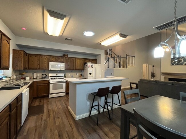 Building Photo - Spacious 3/2.5 in Anderson Mill with AMAZI...