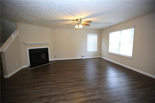 Building Photo - 514 Carrington Ct