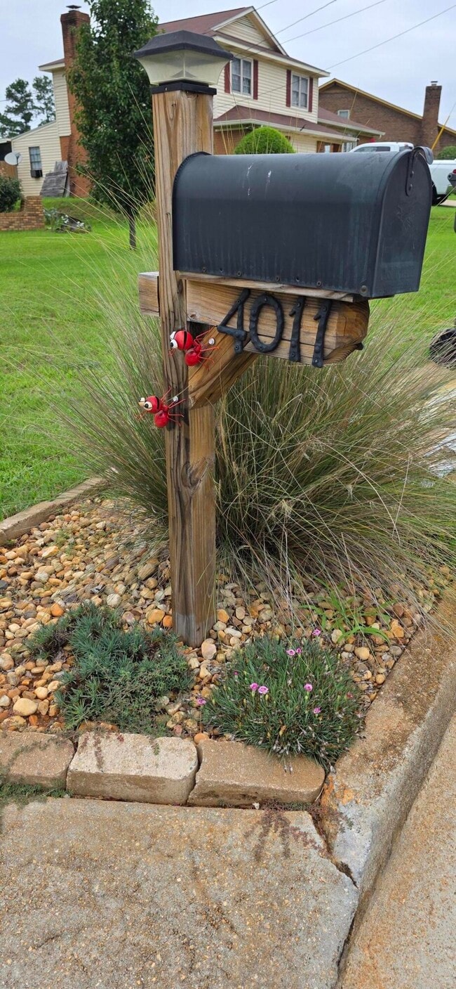 Building Photo - 4011 Pinnacle Way