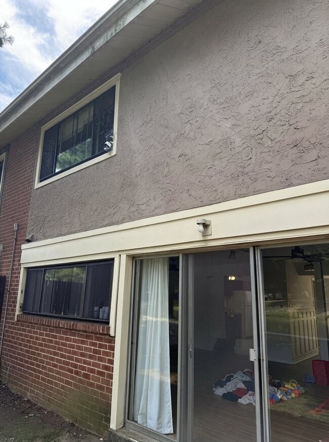 Building Photo - 149 Echelon Rd