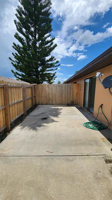 Building Photo - 2108 Bahamas Ct