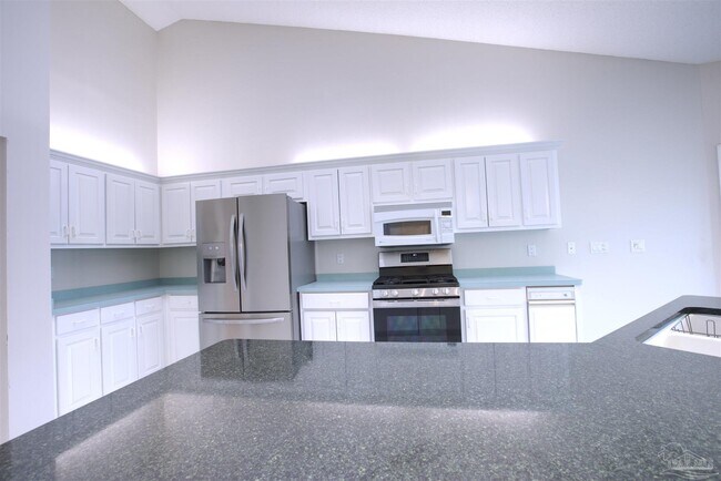 Building Photo - 4025 Teal Way