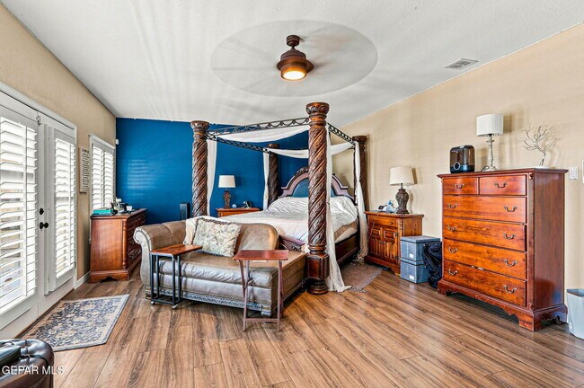 Building Photo - 13566 Emerald Coast Ln