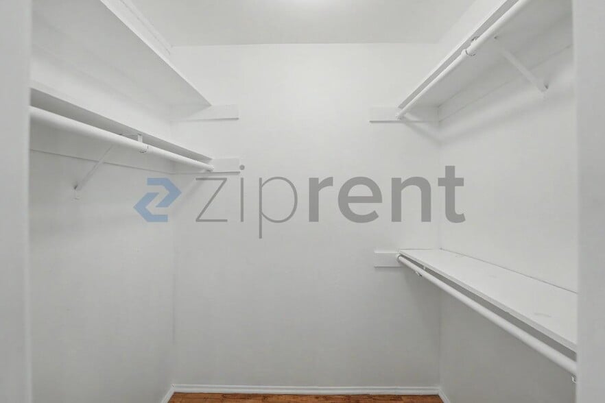 Building Photo - Unit 56