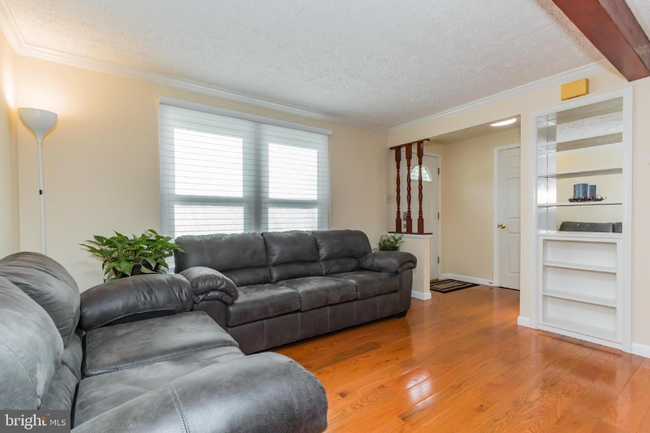 Building Photo - 9239 Redbridge Ct