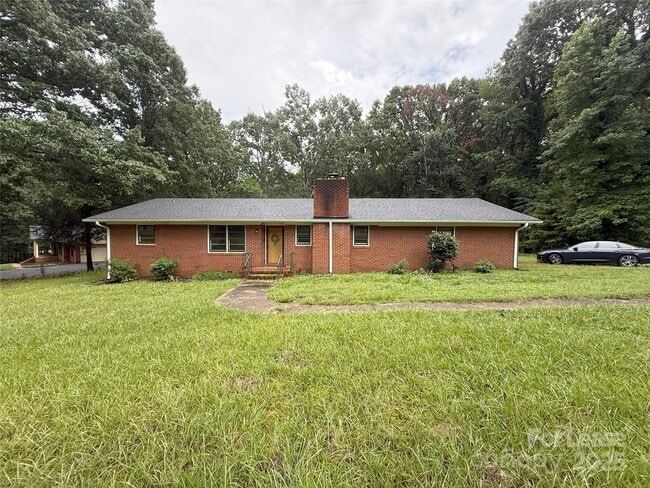 Primary Photo - 4001 Peggy Ln