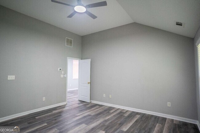 Building Photo - 3243 Newtons Crest Cir