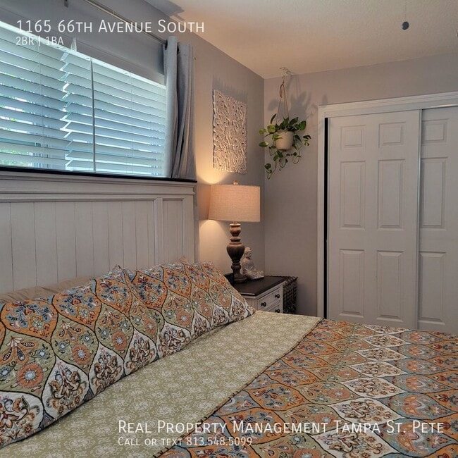 Building Photo - OUTSTANDING ST PETERSBURG POOL HOME AVAILA...