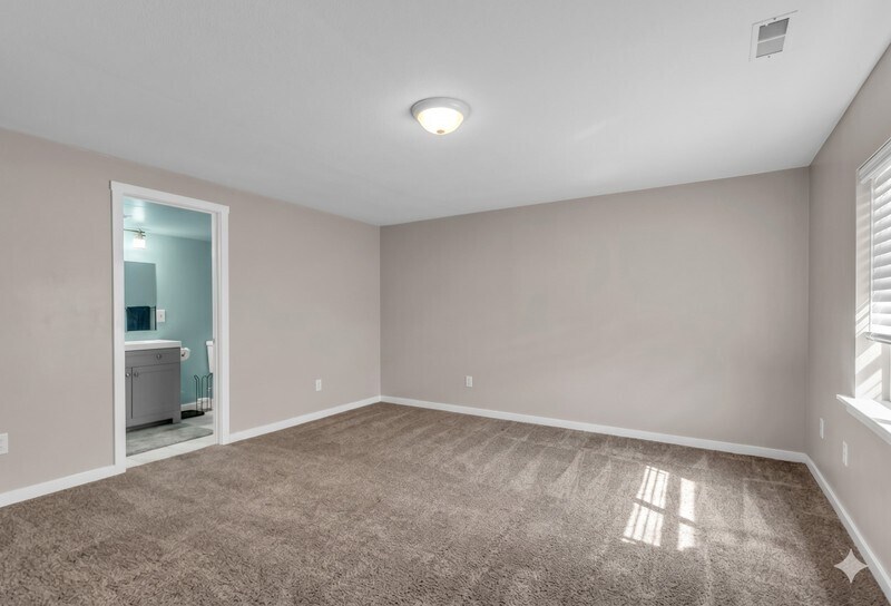 Building Photo - 839 S 1760 E