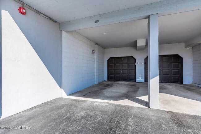 Building Photo - 119 Ashley Ave