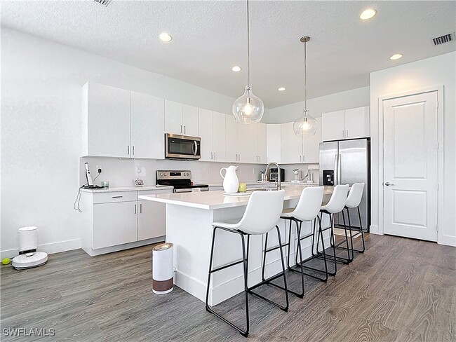 Building Photo - 5020 Gambero Wy