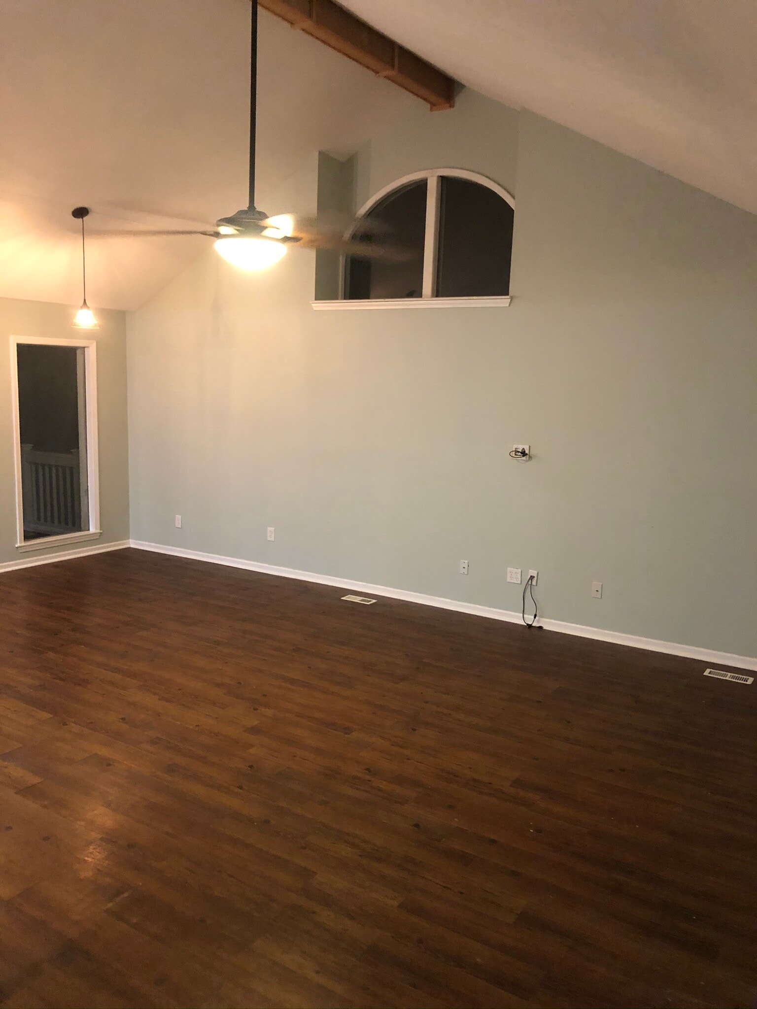 Living room - 105 6 St