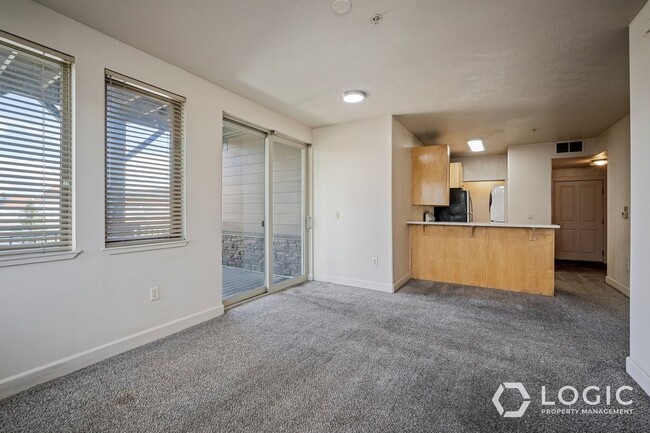 Building Photo - 6605 N 2200 W