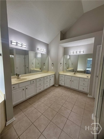 Building Photo - 463 Copper Creek Cir