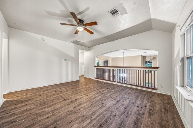 Building Photo - 2403 Summers Glen Ct