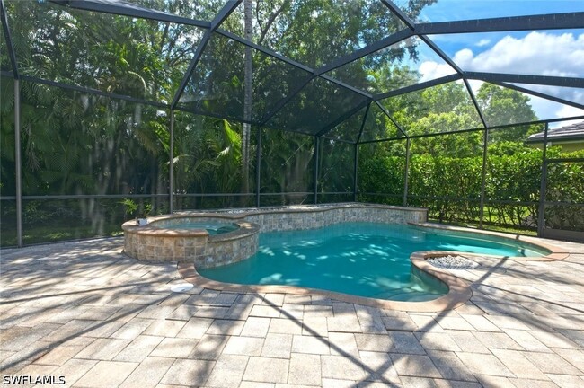 Building Photo - 6853 Il Regalo Cir