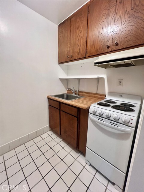 Building Photo - 2083 S Eileen Dr