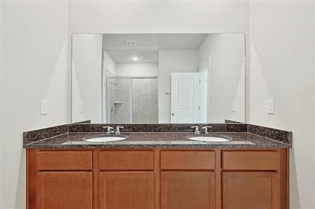 Building Photo - 623 Russell Dr