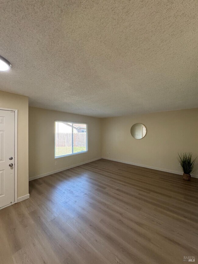 Building Photo - 120 Merrimac Ct