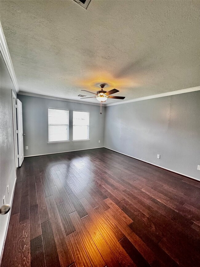 Building Photo - 9735 Beckwood Post Dr