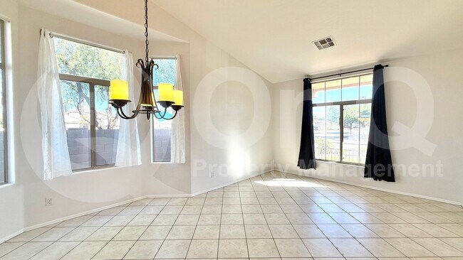 Building Photo - 1168 S Park Grove Ct