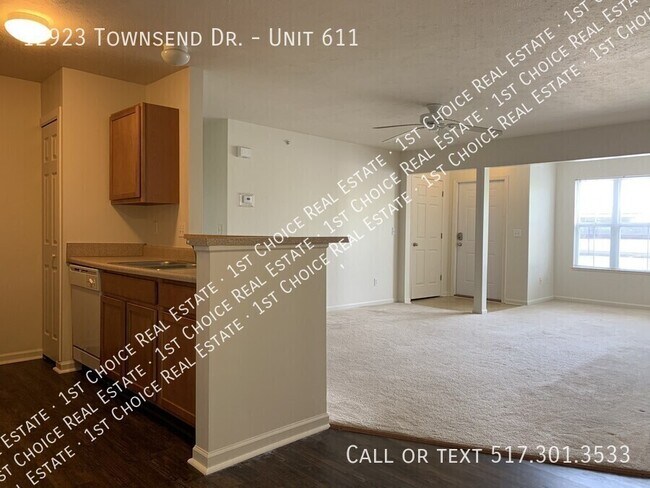 Building Photo - 12923 Townsend Dr