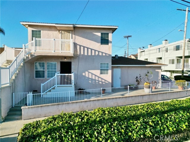 Building Photo - 982 W Hamilton Ave