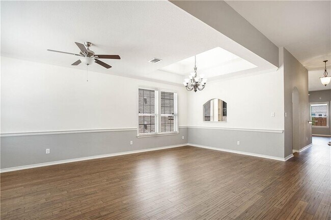 Building Photo - 2824 Mission Tejas Dr