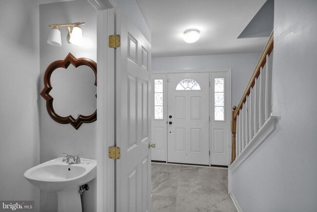 Building Photo - 1016 Josephine Dr