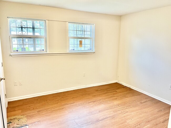 Building Photo - 7440 Richey Dr