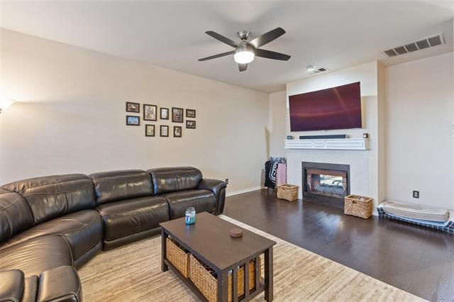 Building Photo - 18212 Muir Cir