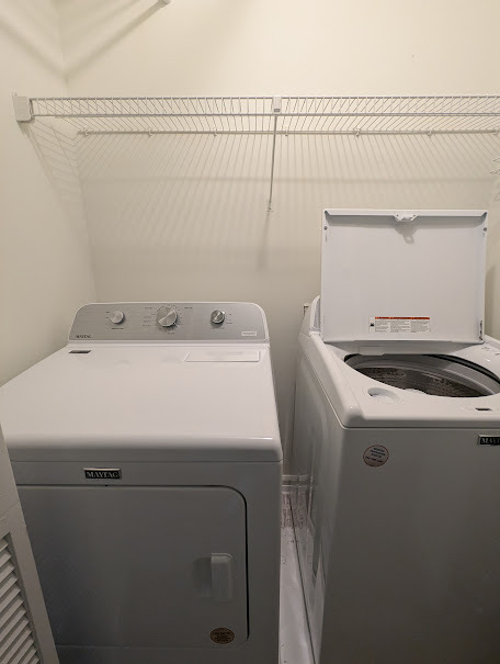 Laundry - 4012 Elm St