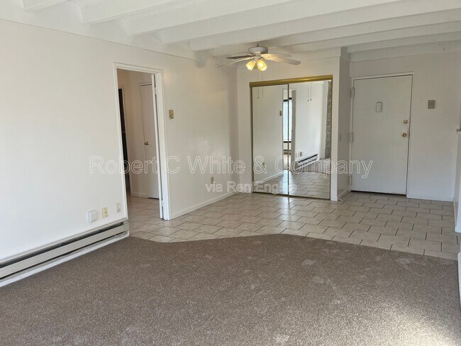 Building Photo - 20 Prospect St