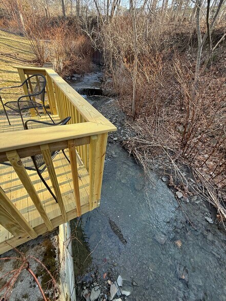 Building Photo - 24 Forest Hills Dr