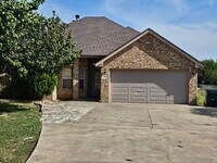 Building Photo - 1100 County Rd 313