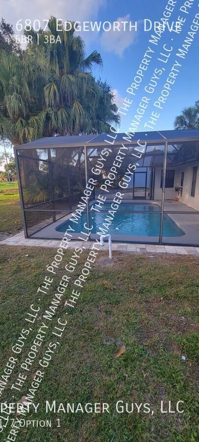 Building Photo - 6807 Edgeworth Dr