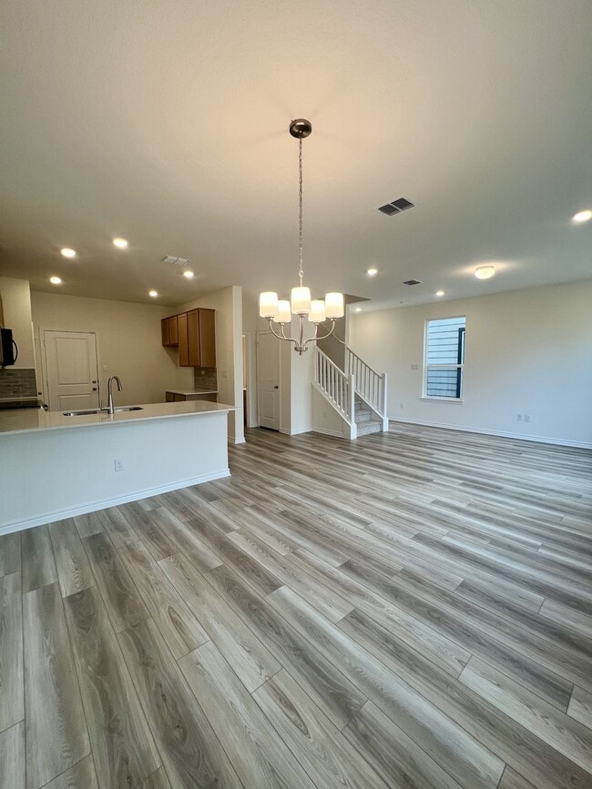 Building Photo - 14839 Vance Jackson Rd